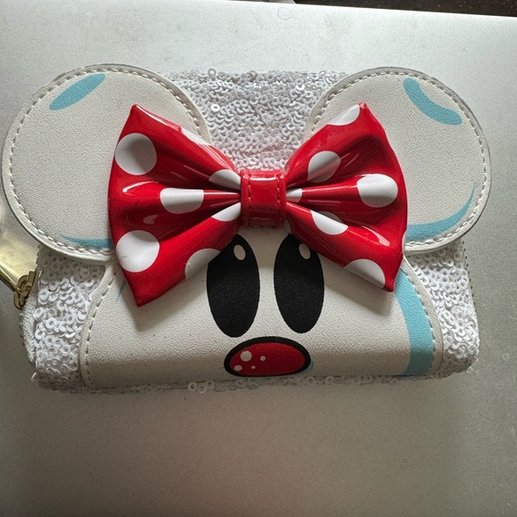 Loungefly Minnie Mouse snowman wallet - Picture 2 of 4